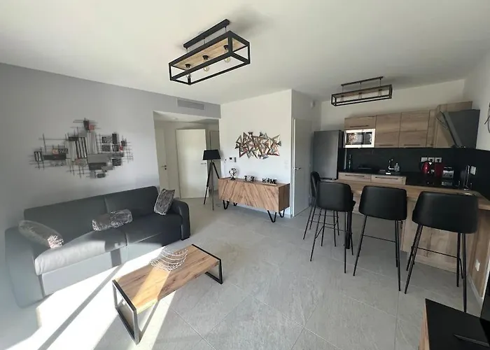 Superbe Appartement Neuf Aucalme